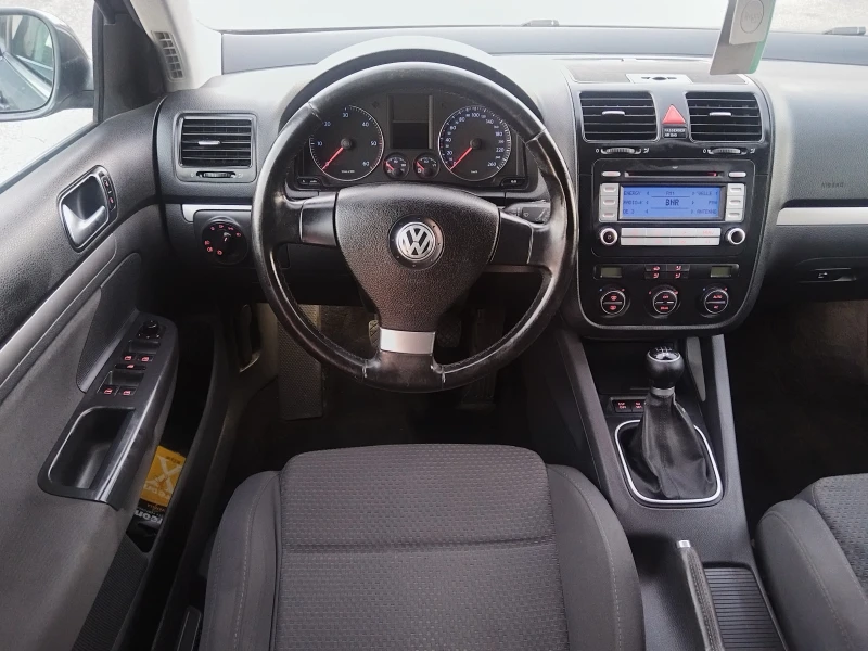 VW Golf 1.9 TDI 105к.с, снимка 17 - Автомобили и джипове - 47513311