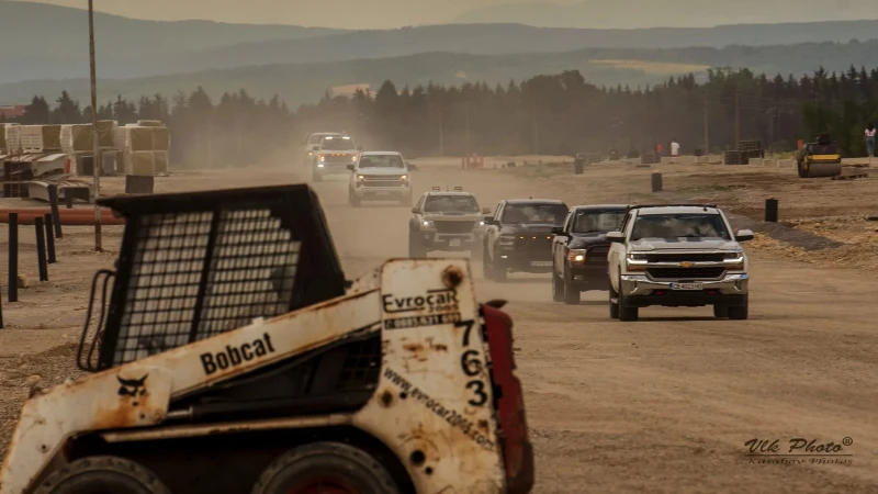 Chevrolet Silverado  eassist, снимка 4 - Автомобили и джипове - 50508025