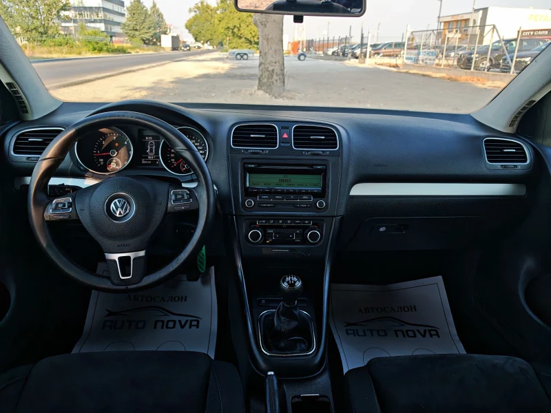 VW Golf 1.6 ДИЗЕЛ 105КС. HIGHLINE! УНИКАЛНО СЪСТОЯНИЕ!, снимка 11 - Автомобили и джипове - 51449319