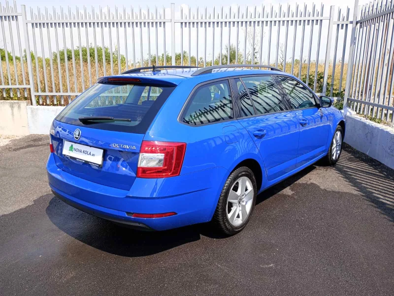 Skoda Octavia  2.0TDI-150p.s. Automat, снимка 3 - Автомобили и джипове - 51596096