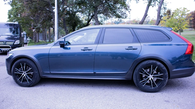 Volvo V90 Cross Country Volvo V90 Cross Country D5 AWD, снимка 3 - Автомобили и джипове - 52653729