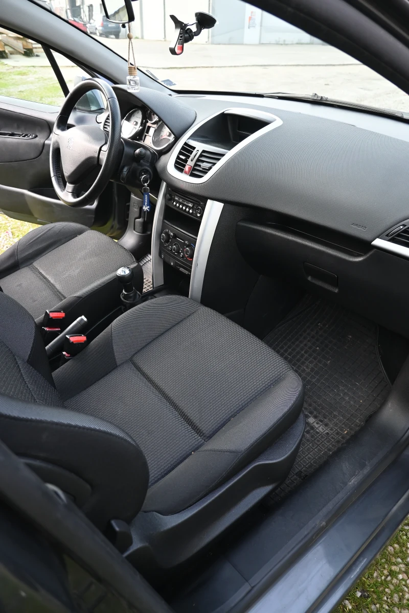 Peugeot 207, снимка 7 - Автомобили и джипове - 52805342