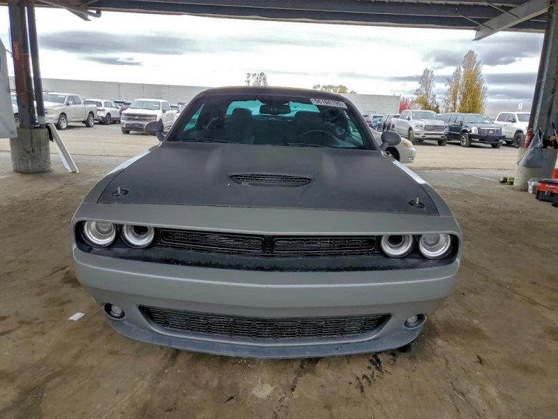 Dodge Challenger 5.7HEMI* R/T* ПЕРФЕКТНА, снимка 4 - Автомобили и джипове - 53221403