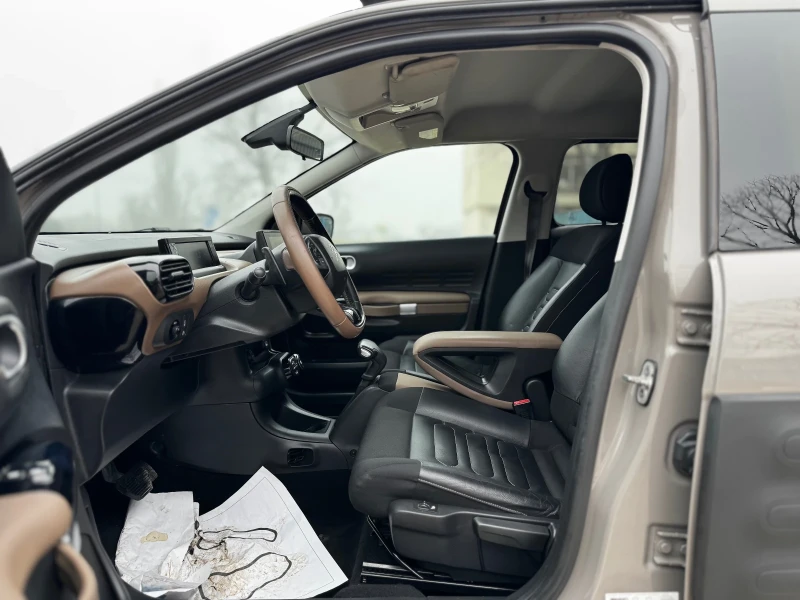 Citroen C4 Cactus 1.6HDI/АВТОМАТИК/ФРАНЦИЯ, снимка 9 - Автомобили и джипове - 53273806