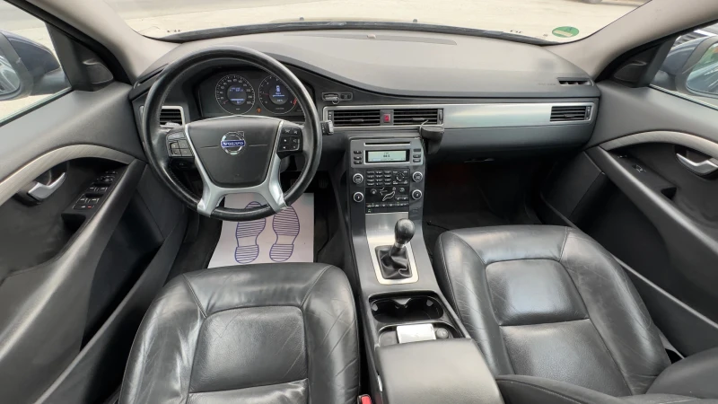 Volvo V70, снимка 5 - Автомобили и джипове - 53452955