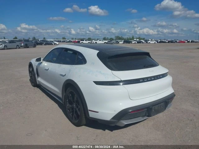 Porsche Taycan CROSS TURISMO 4 * Без търг * Фиксирана цена, снимка 3 - Автомобили и джипове - 47947932