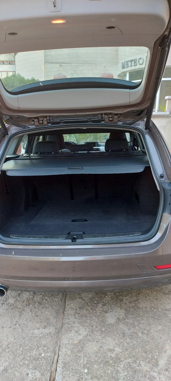 BMW 318 d, снимка 13 - Автомобили и джипове - 53145140