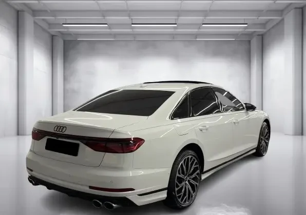 Audi S8 Quattro = Black Optic Plus = Гаранция, снимка 3 - Автомобили и джипове - 55000981
