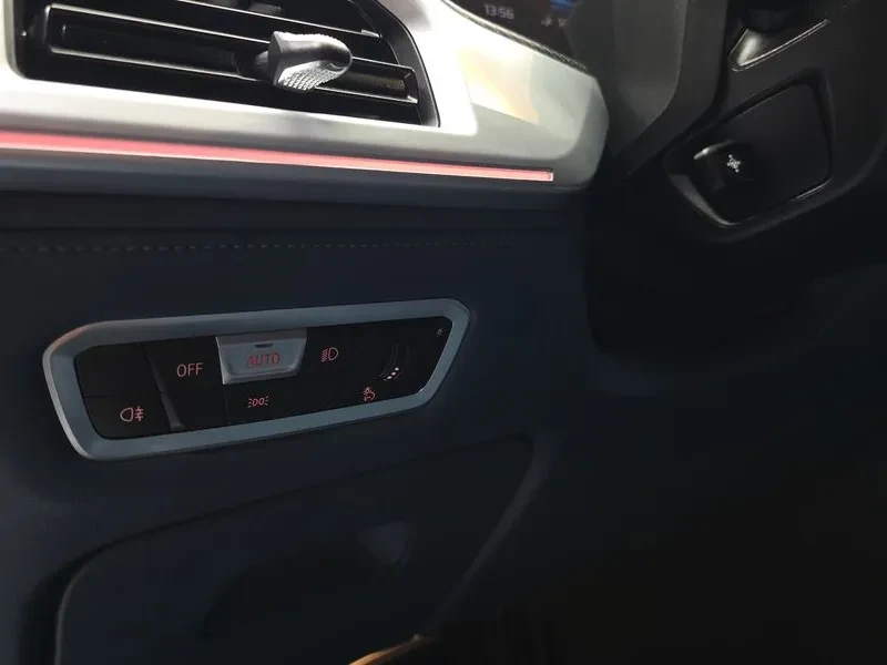 BMW XM, снимка 13 - Автомобили и джипове - 55173069