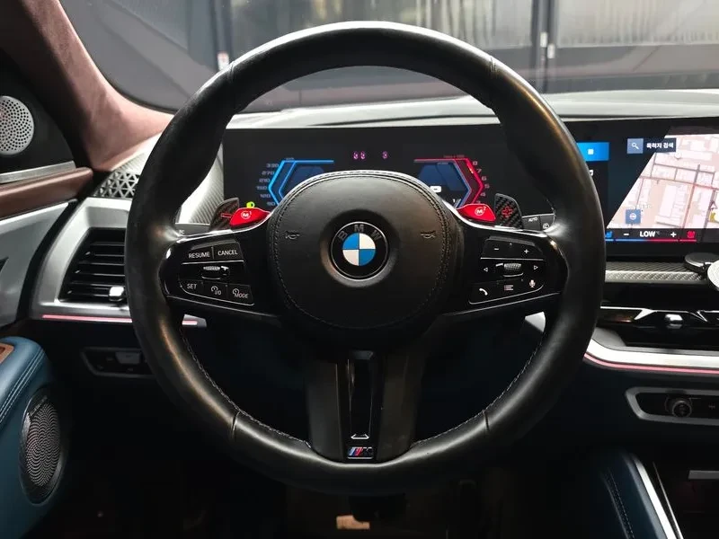 BMW XM, снимка 16 - Автомобили и джипове - 55173069