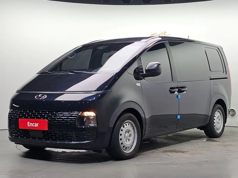 Hyundai Staria * 5МЕСТЕН* ДИЗЕЛ* 