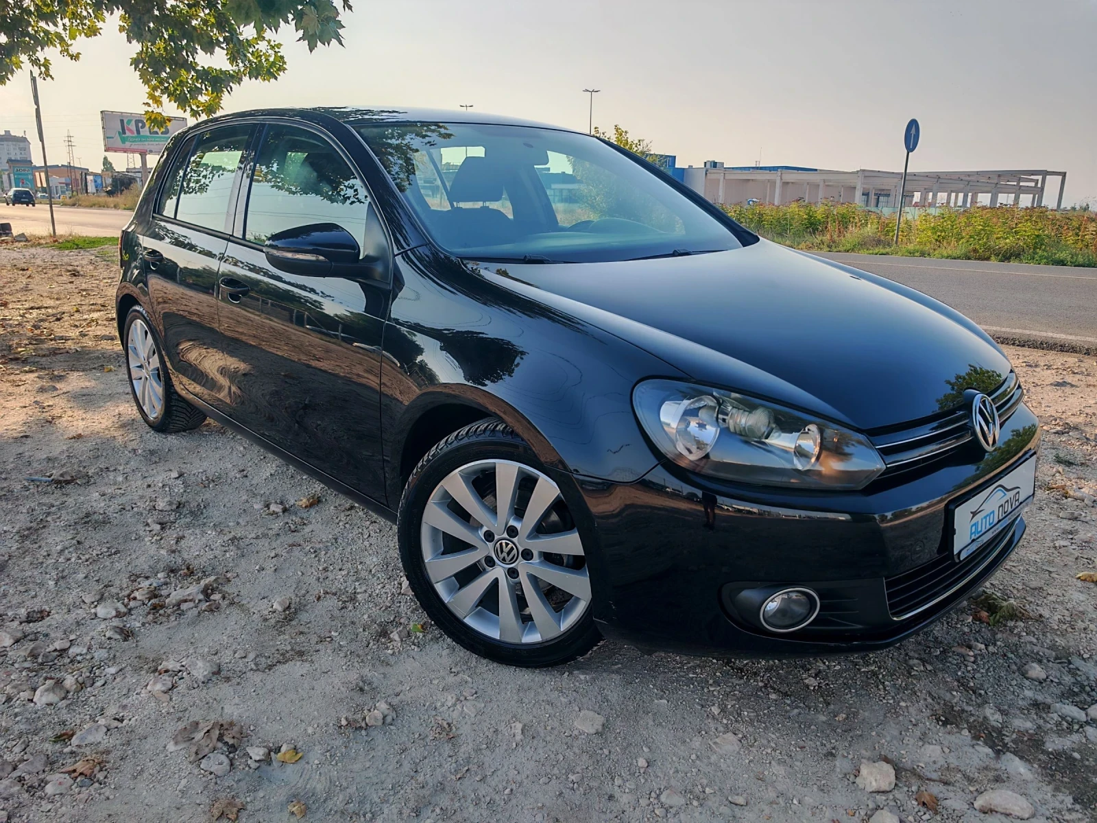 VW Golf 1.6 ДИЗЕЛ 105КС. HIGHLINE! УНИКАЛНО СЪСТОЯНИЕ!, снимка 1