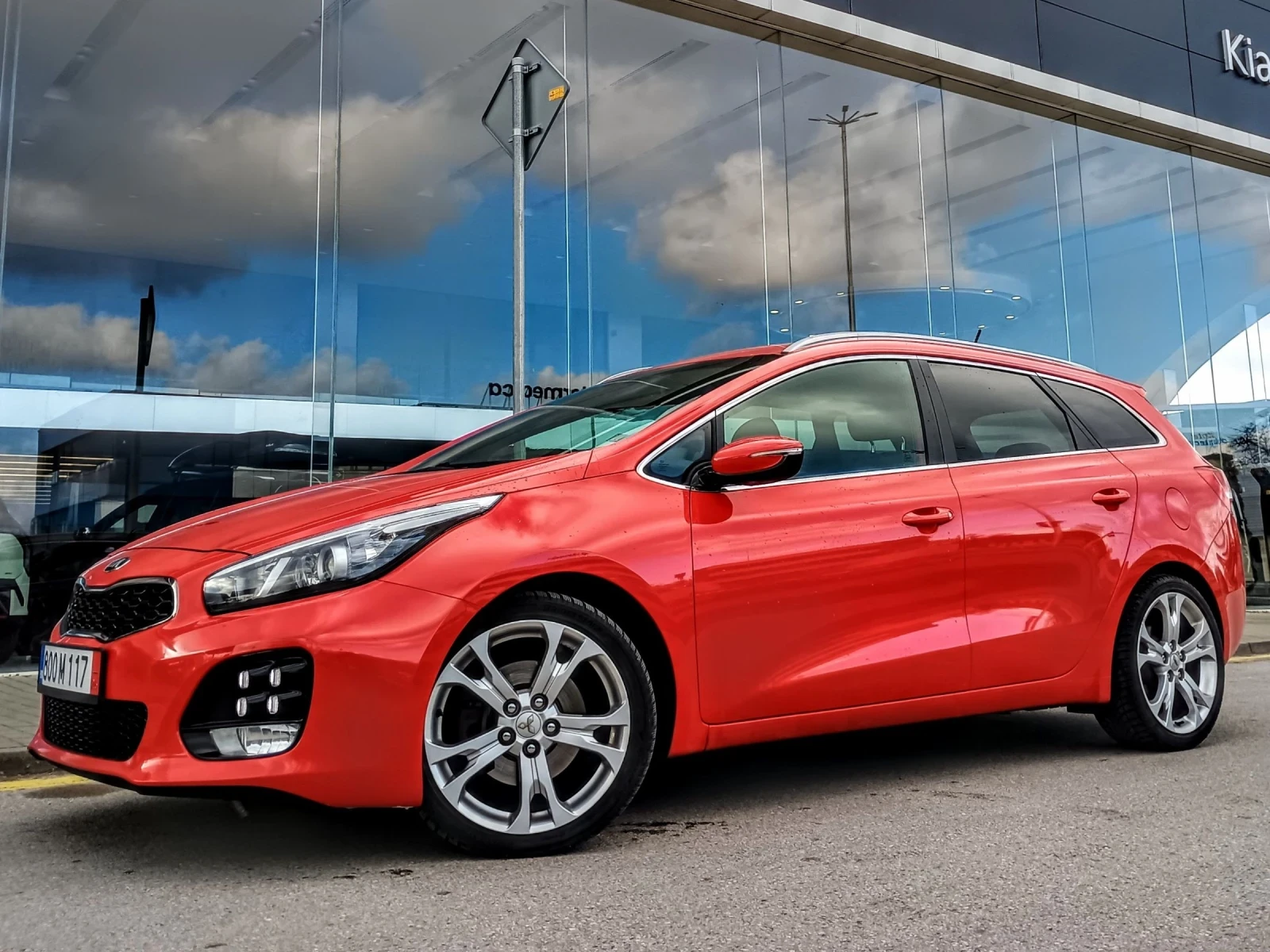 Kia Ceed * GT LINE * АВТОМАТИК * ПОДАРЪК РЕГИСТРАЦИЯ!!!, снимка 1