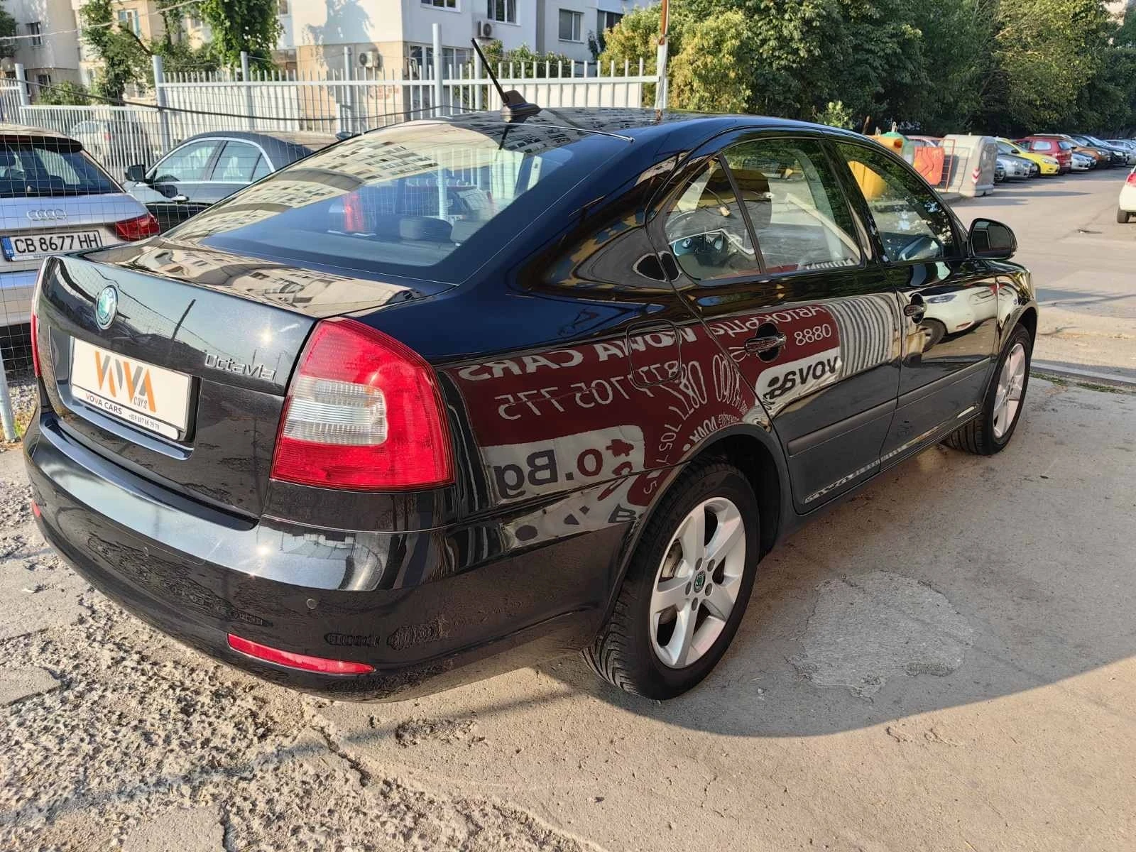 Skoda Octavia 1.8TSI-160к.с* Нави* Автопилот* Климатроник* Подгр - изображение 4