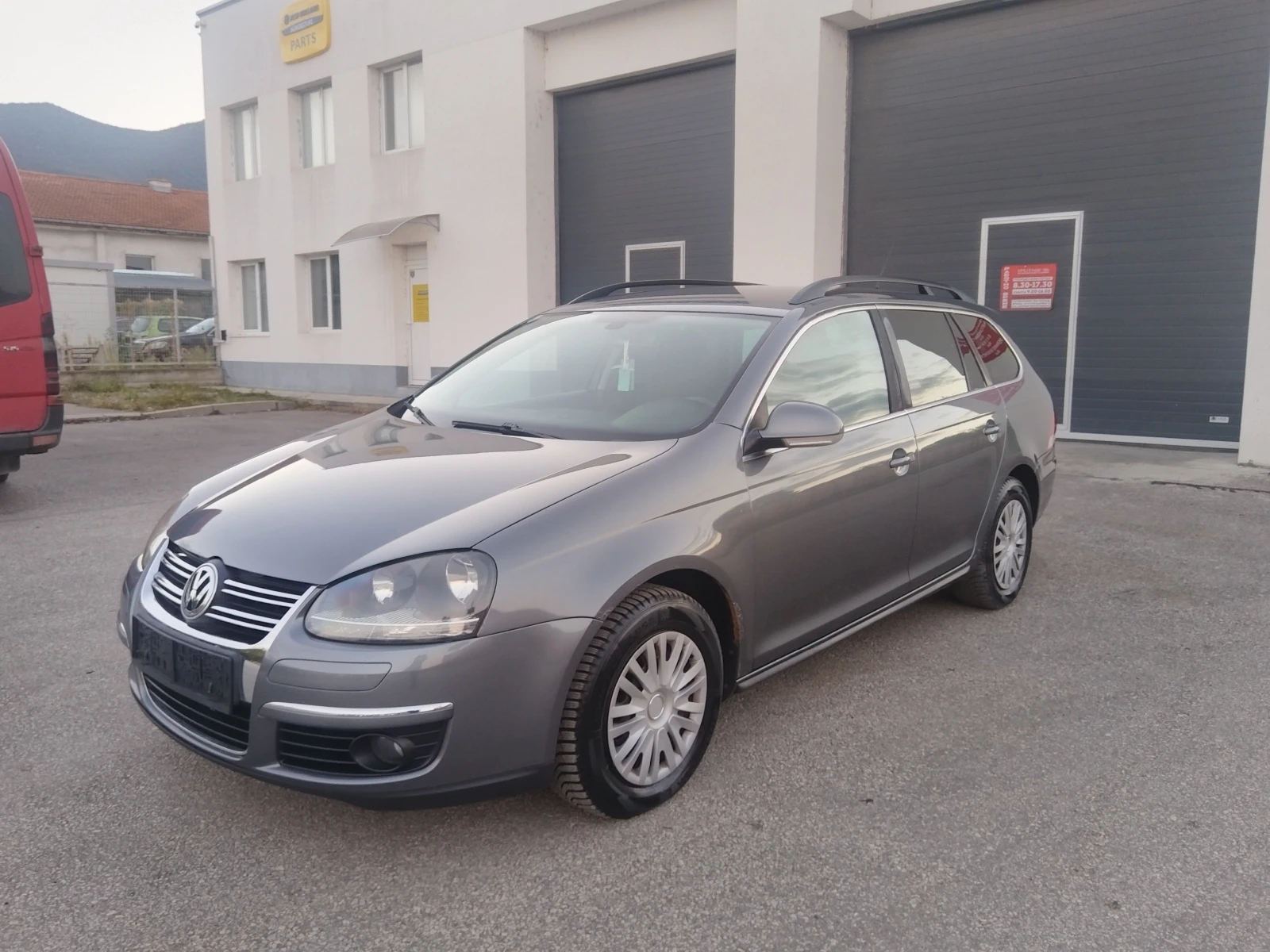 VW Golf 1.9 TDI 105к.с - изображение 6