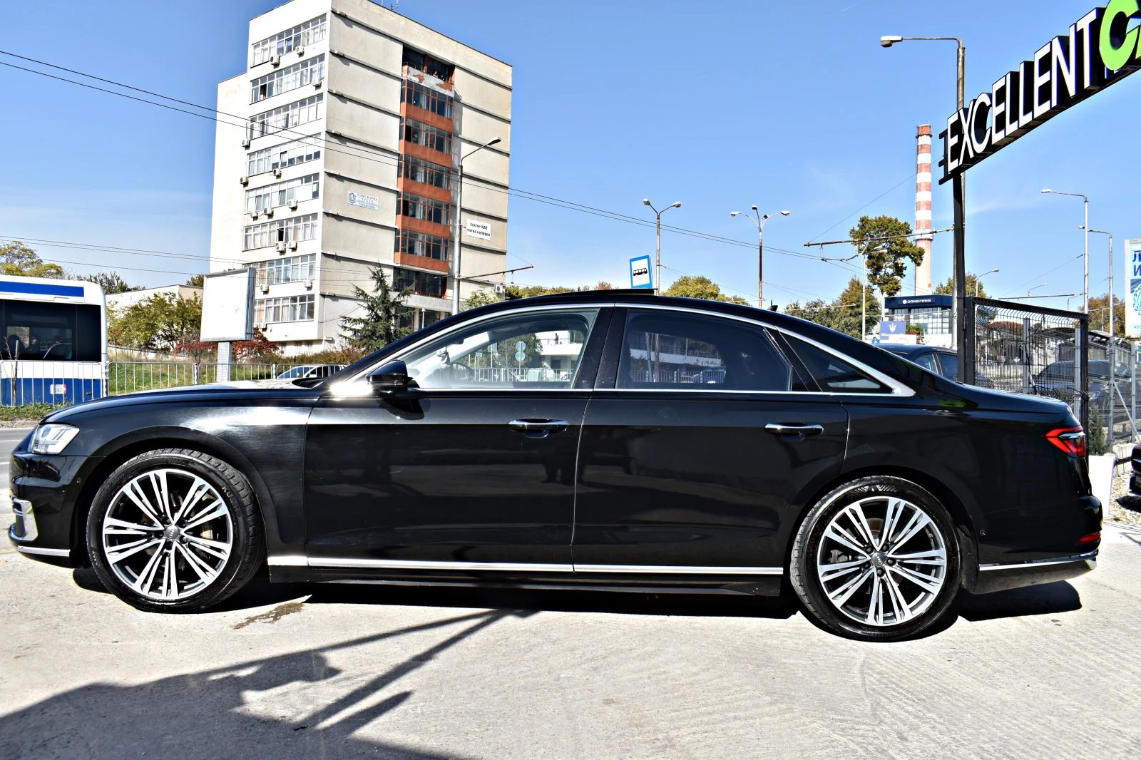 Audi A8 50TDI* HYBRID* MATRIX* NIGHTVISION* DISSTRONIC* ОБ - изображение 3