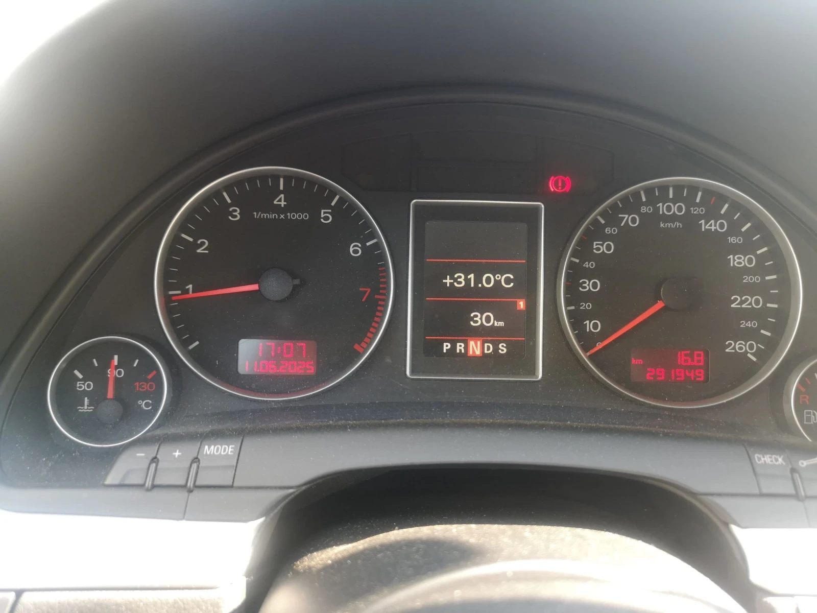 Audi A4 1.8t  - изображение 2