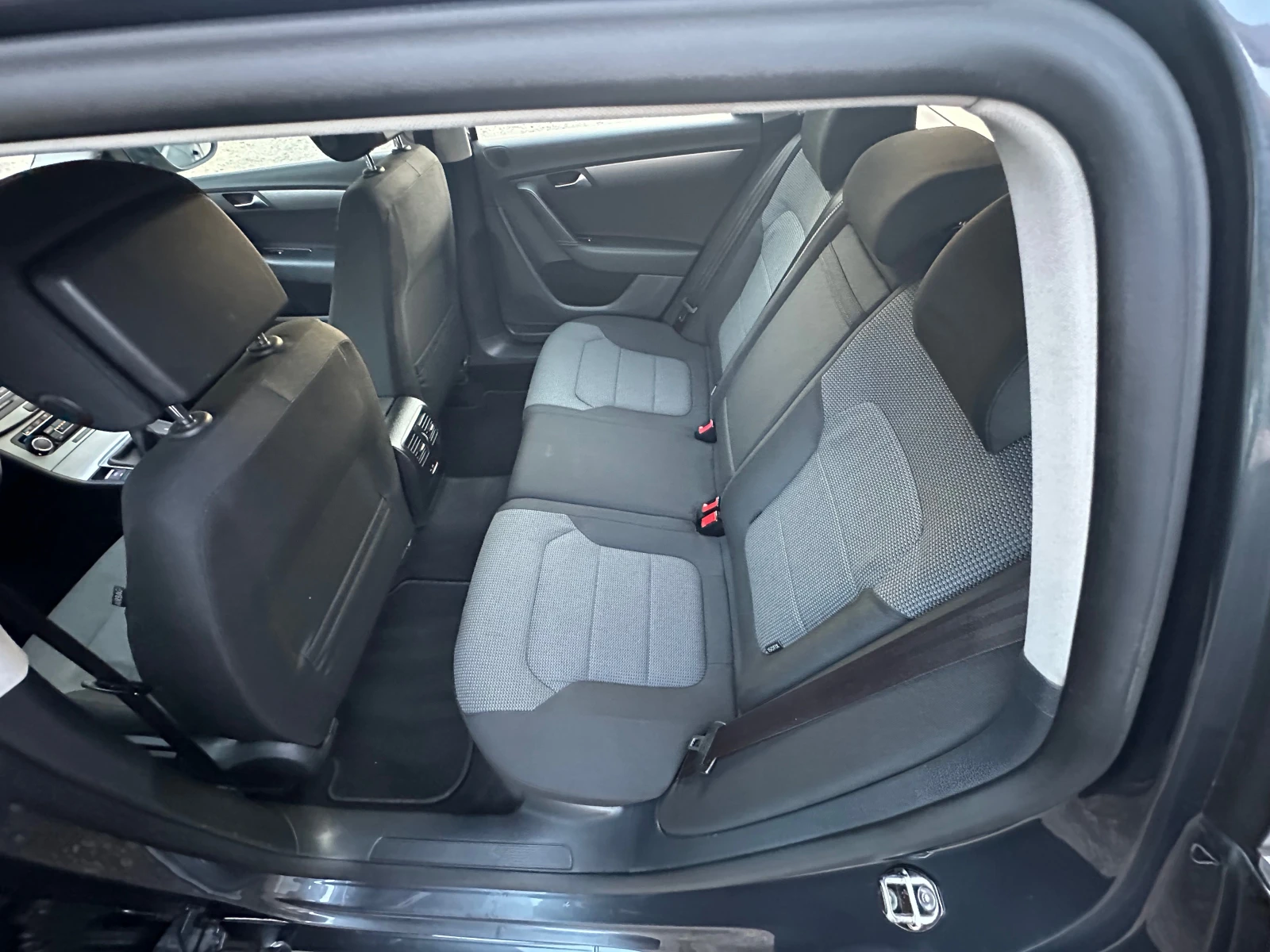 VW Passat 2.0TDI* TOP* Evro5* 6SPEED - изображение 8