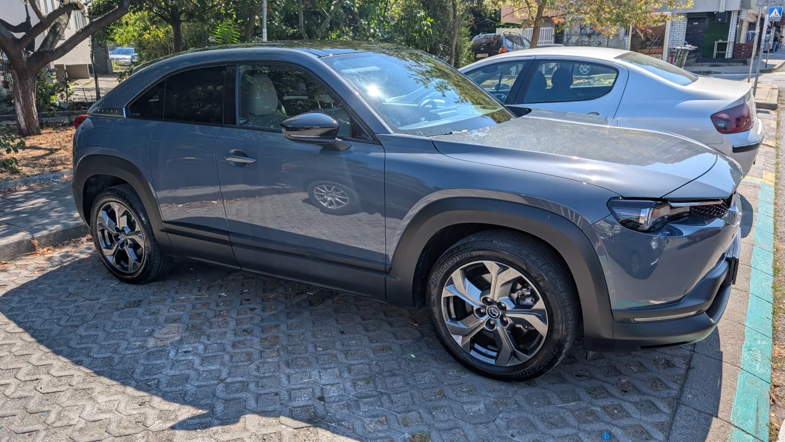 Mazda MX-30  - изображение 3