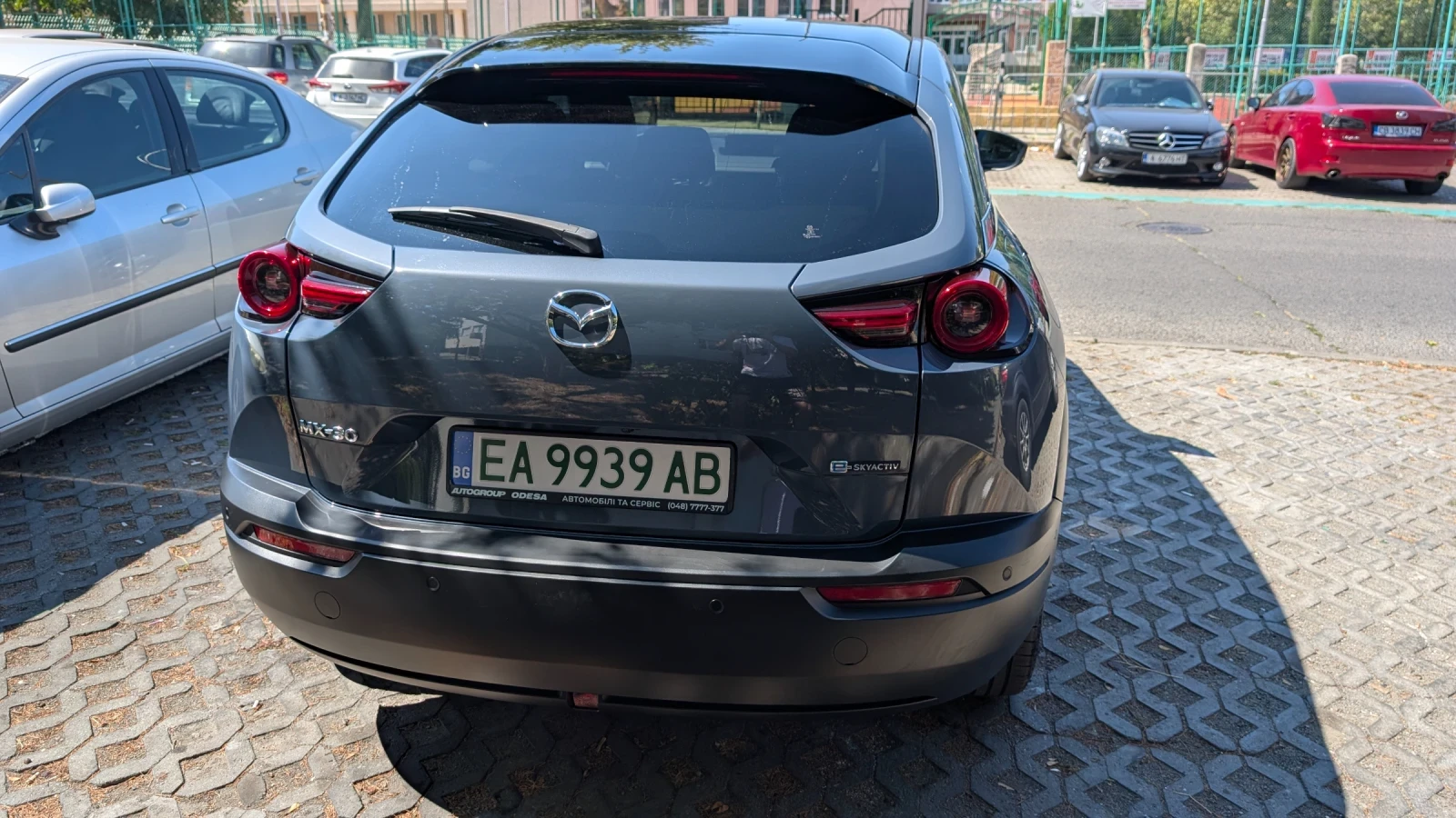 Mazda MX-30  - изображение 4