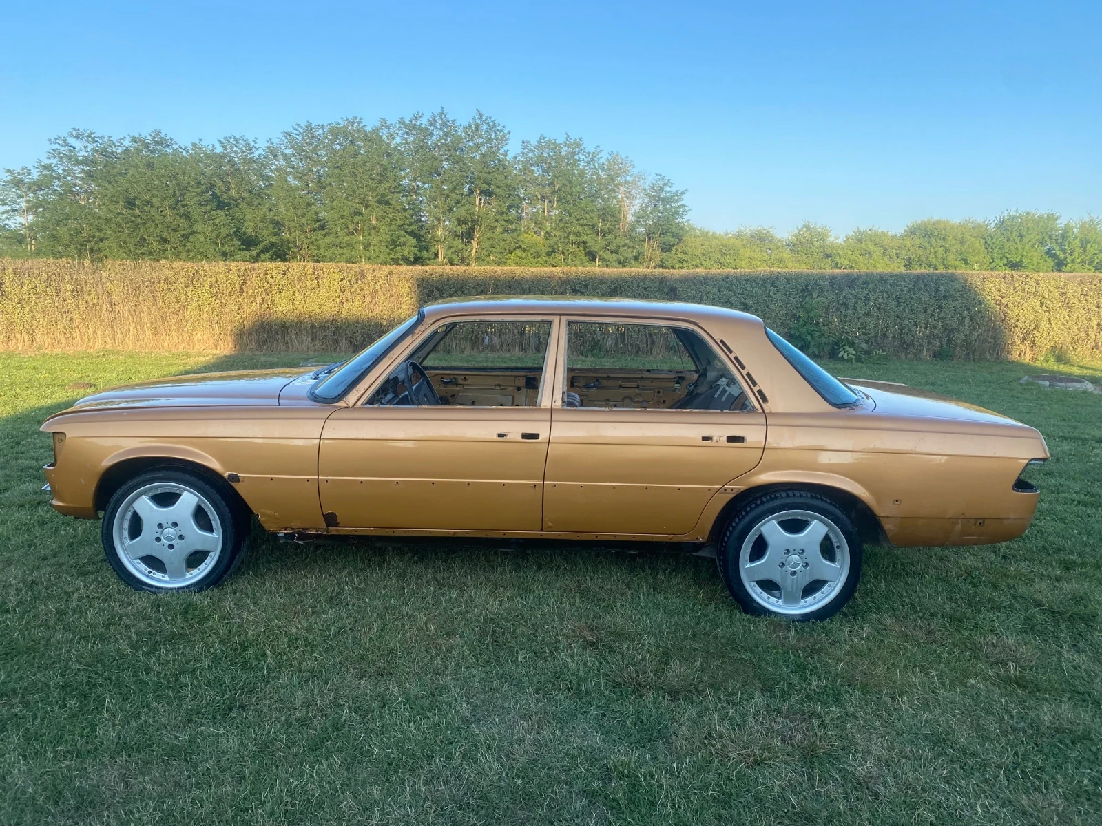 Mercedes-Benz 116  - изображение 10