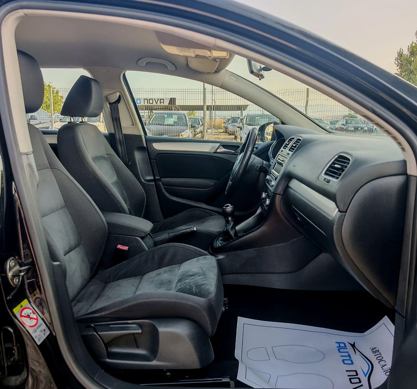 VW Golf 1.6 ДИЗЕЛ 105КС. HIGHLINE! УНИКАЛНО СЪСТОЯНИЕ! | Mobile.bg — изображение 12