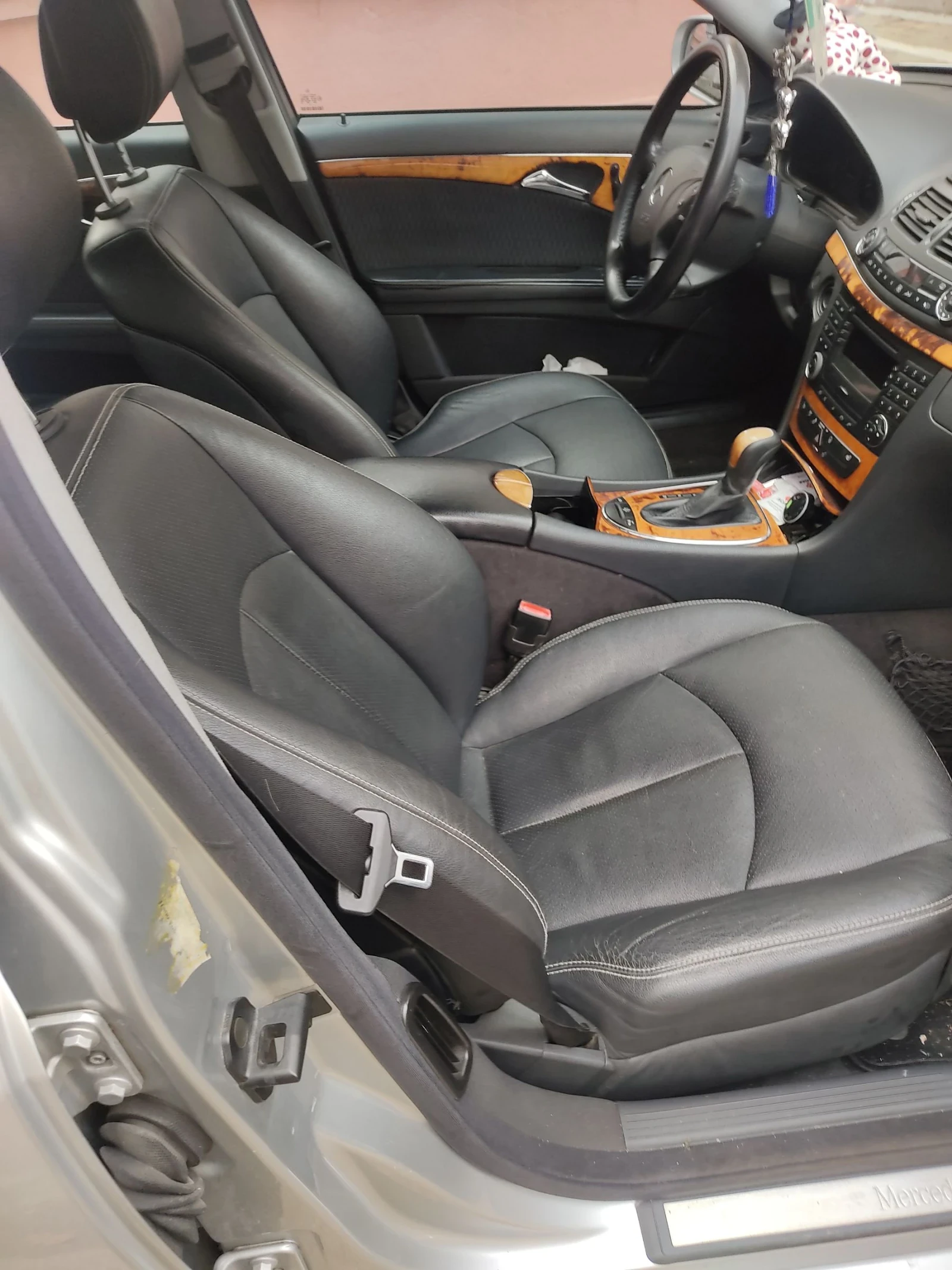 Mercedes-Benz E 270 2.7 - изображение 7