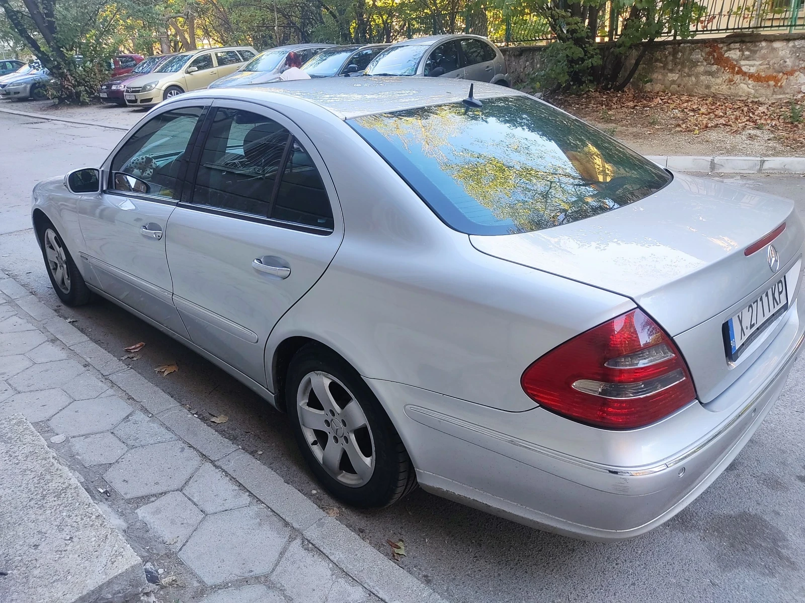 Mercedes-Benz E 270 2.7 - изображение 2