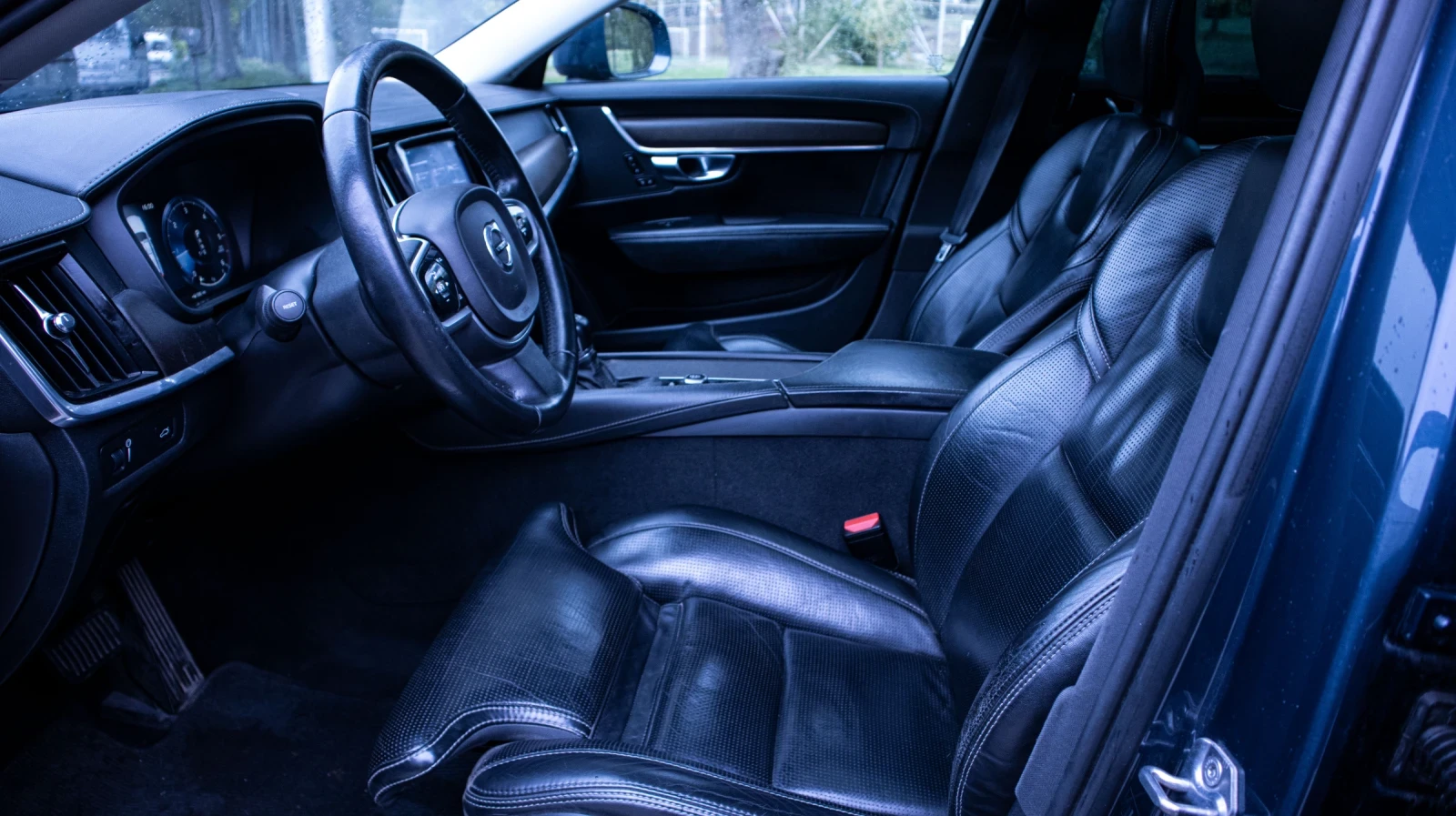 Volvo V90 Cross Country Volvo V90 Cross Country D5 AWD - изображение 9