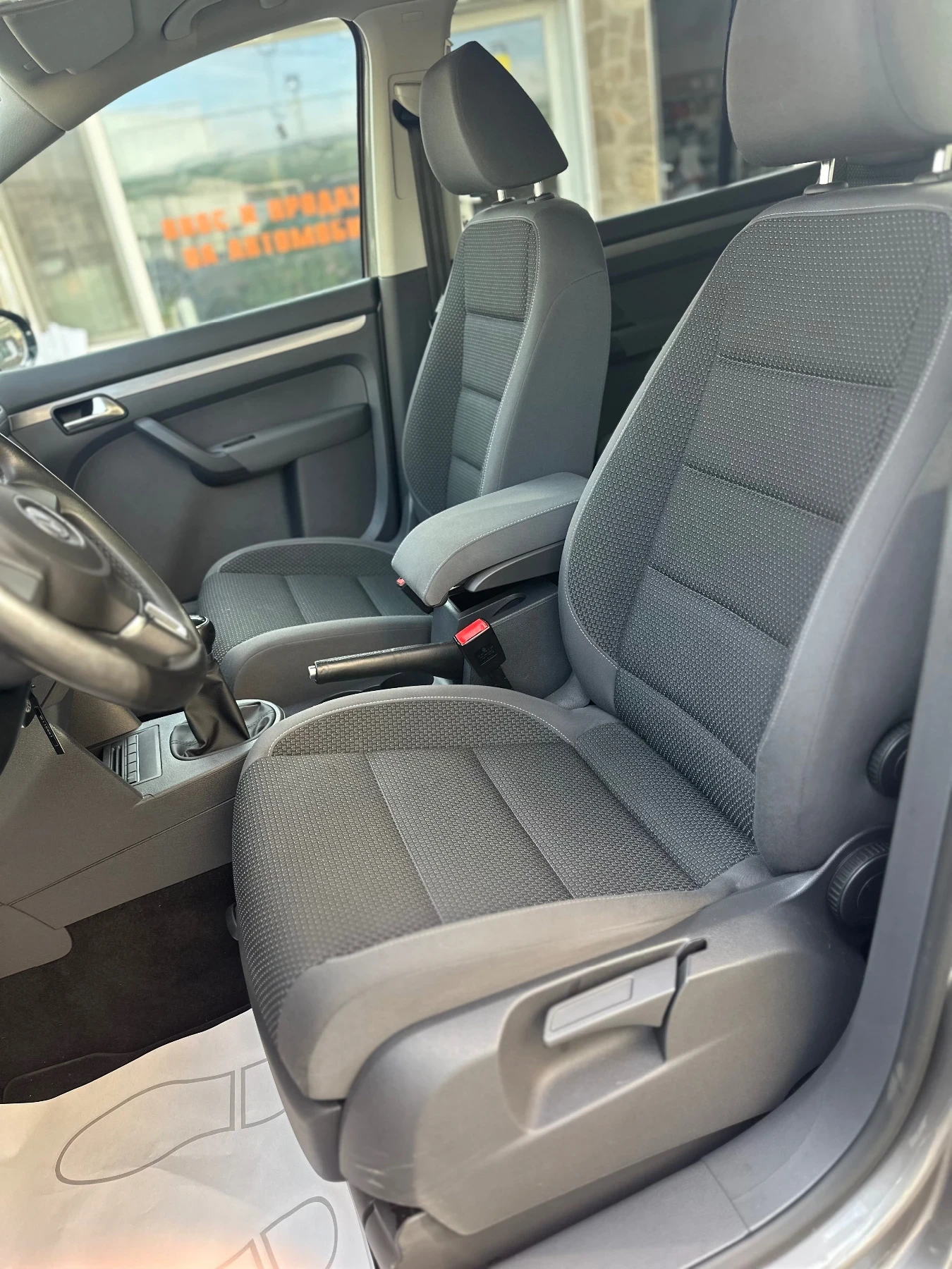 VW Touran 1.4i* 140kc* 130k* KM | Mobile.bg � ����������� 13