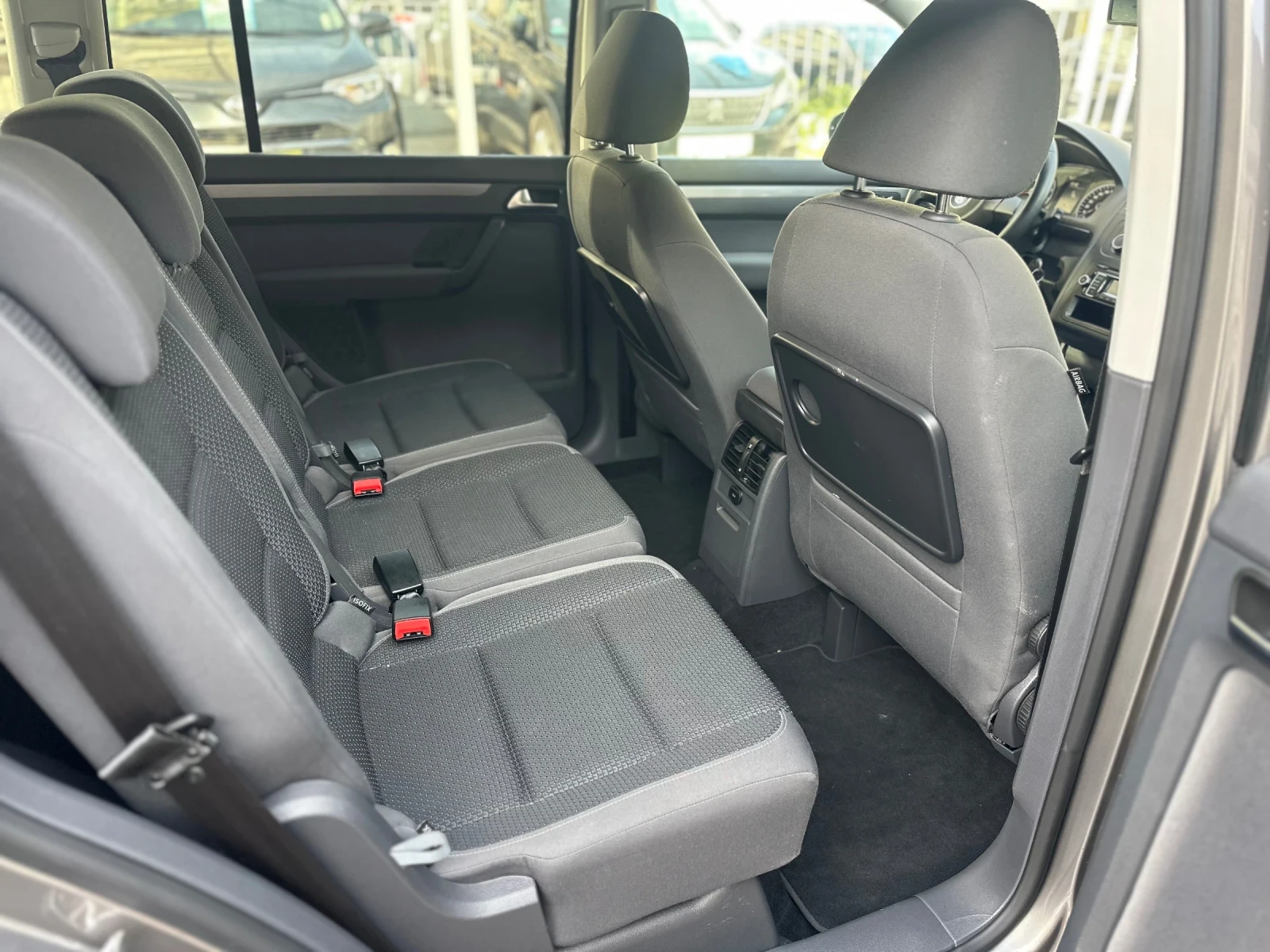 VW Touran 1.4i* 140kc* 130k* KM | Mobile.bg � ����������� 11