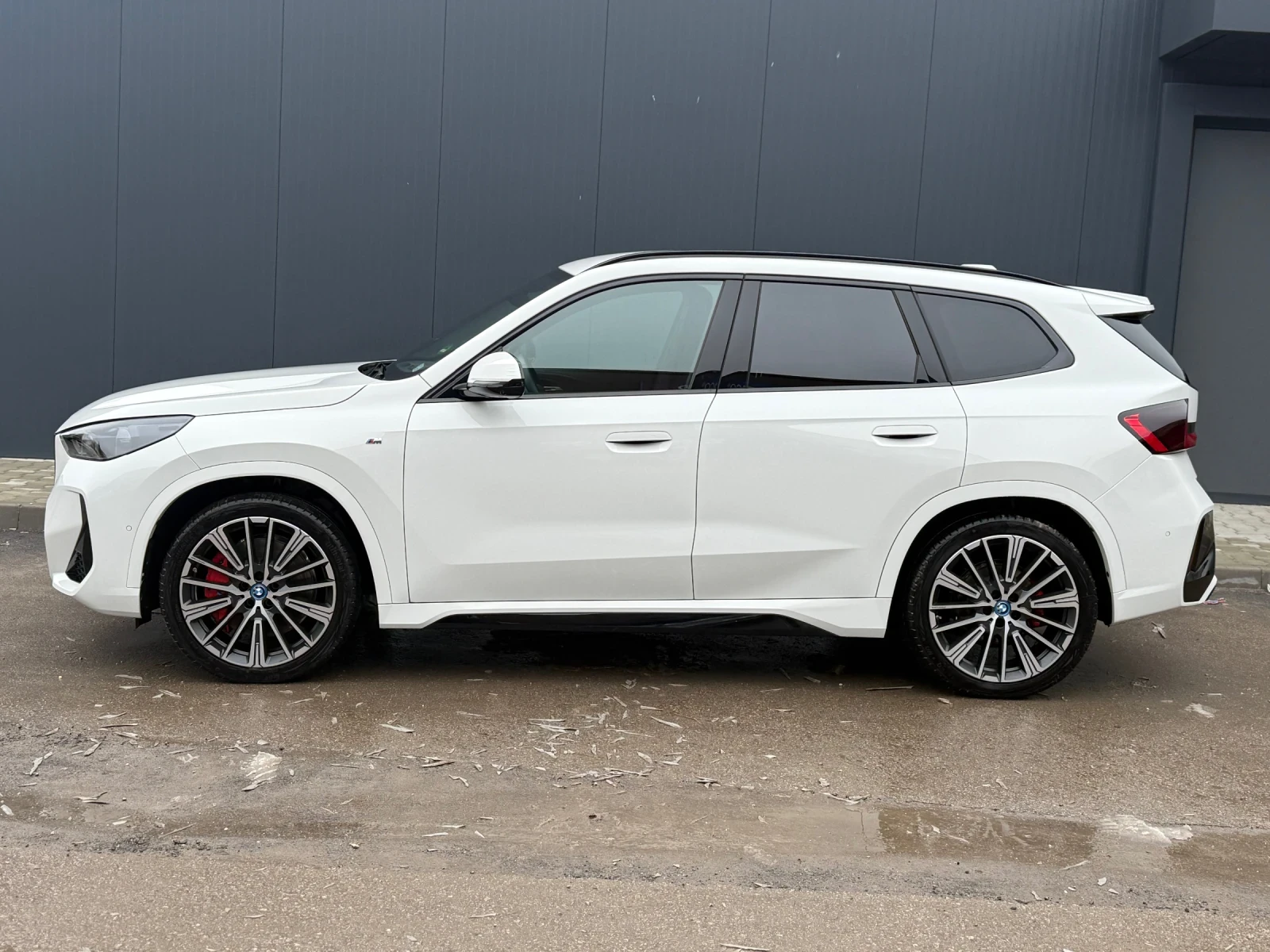 BMW iX1 iX1 xDrive30= M-Sport= ��������= 11000��= ������. | Mobile.bg � ����������� 4