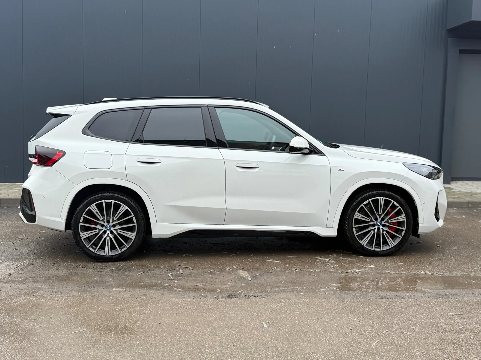 BMW iX1 iX1 xDrive30= M-Sport= ��������= 11000��= ������. | Mobile.bg � ����������� 6
