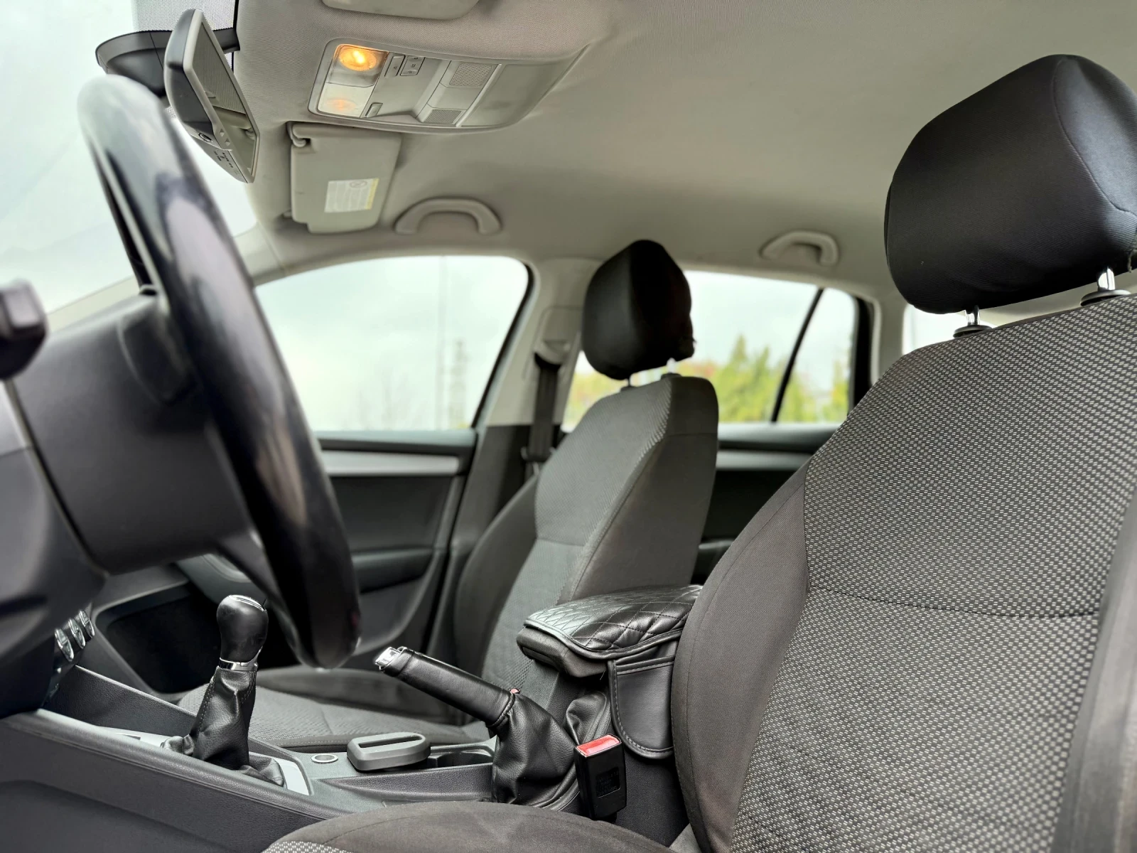 Skoda Octavia 1.6TDI/ 105кс. , снимка 12 - Автомобили и джипове - 53996250