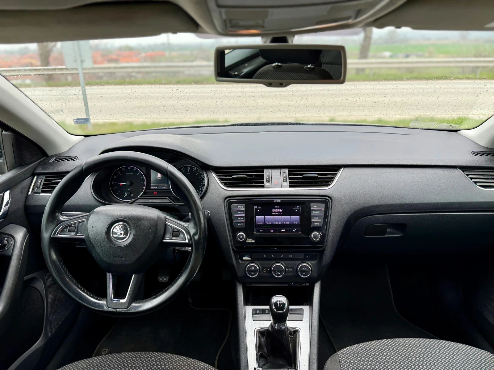 Skoda Octavia 1.6TDI/ 105кс. , снимка 10 - Автомобили и джипове - 53996250