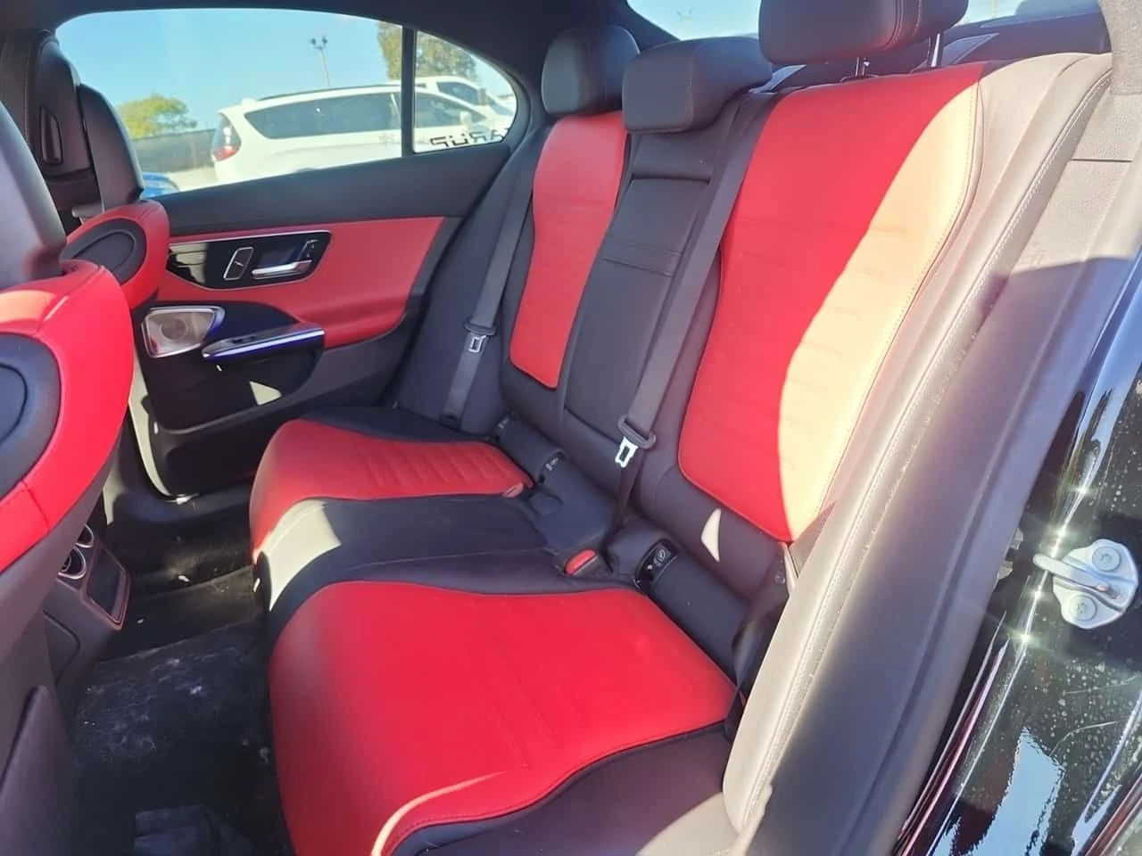 Mercedes-Benz C 43 AMG BURMESTER| HUD| 360| PANO| CARFAX| 2 КЛЮЧА, снимка 12 - Автомобили и джипове - 53998985