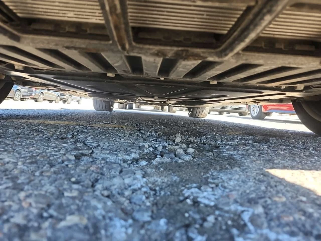 Mercedes-Benz C 43 AMG BURMESTER| HUD| 360| PANO| CARFAX| 2 КЛЮЧА, снимка 15 - Автомобили и джипове - 53998985