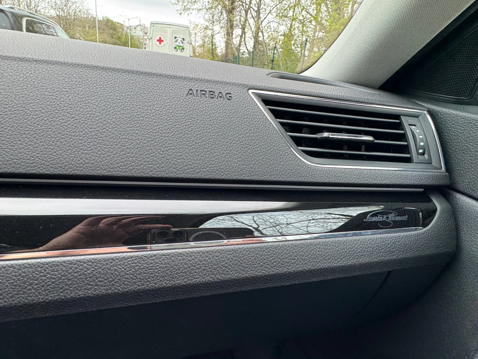 Skoda Superb Laurent&Klement, снимка 12 - Автомобили и джипове - 54442189