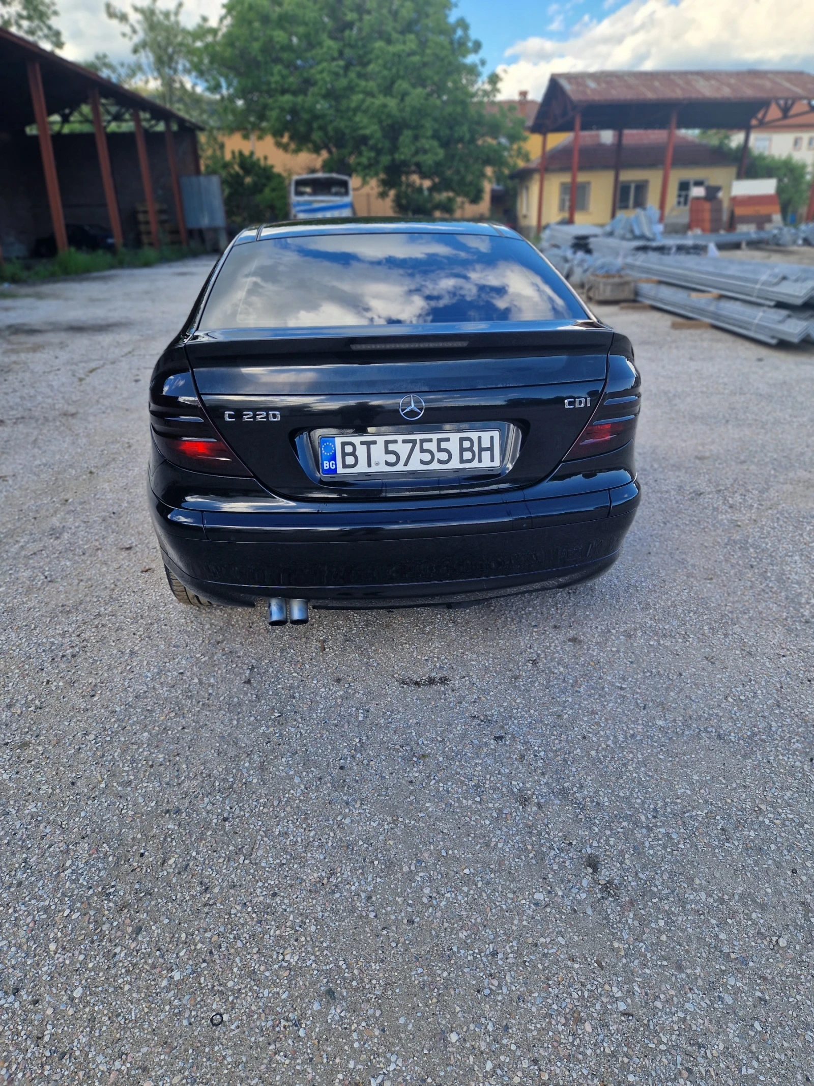 Mercedes-Benz C 220, снимка 4 - Автомобили и джипове - 54598714
