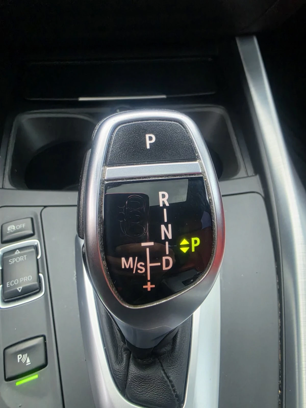 BMW 120 120D M-sport, снимка 13 - Автомобили и джипове - 54676227