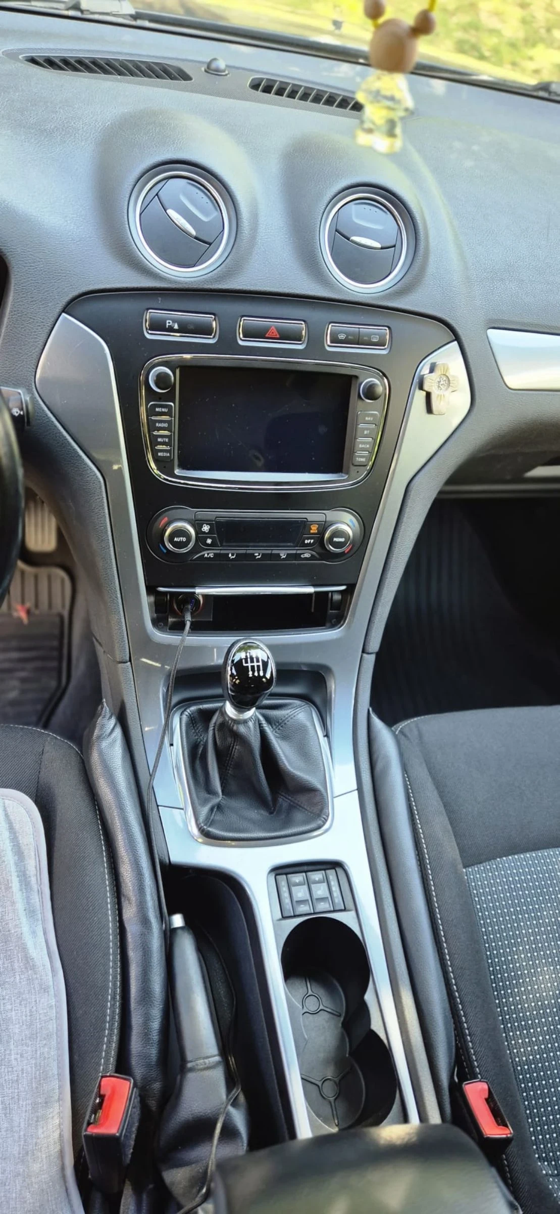 Ford Mondeo, снимка 5 - Автомобили и джипове - 54704693