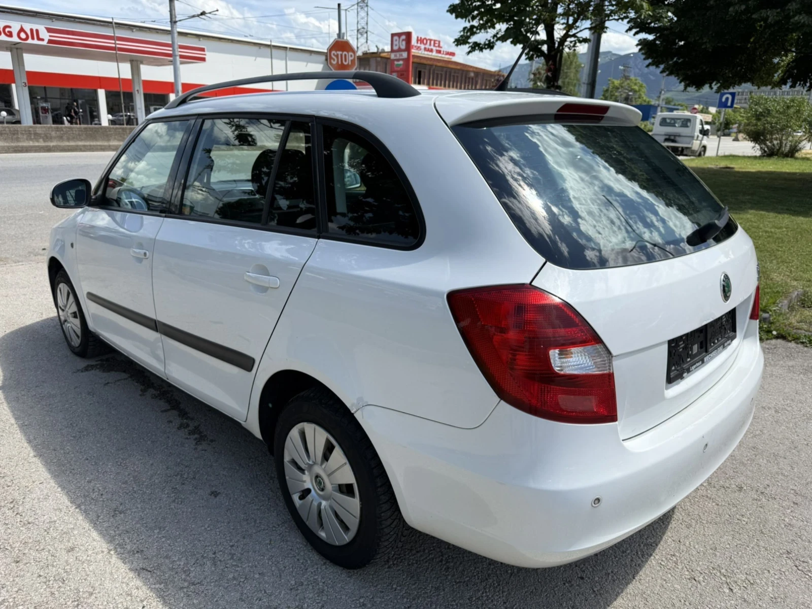 Skoda Fabia 1.4, снимка 5 - Автомобили и джипове - 54763916