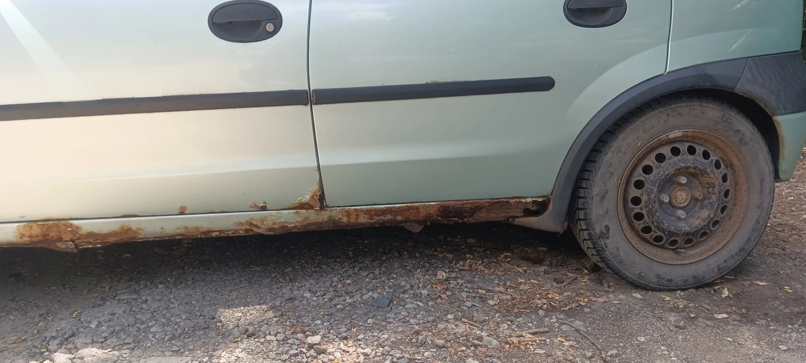 Opel Corsa C DTI Isuzu , снимка 6 - Автомобили и джипове - 55162452