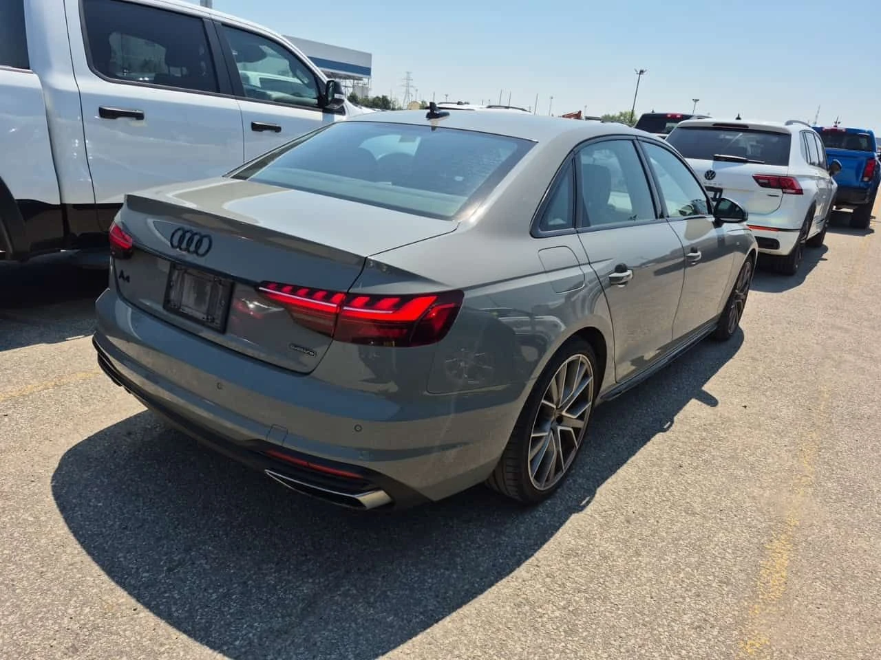 Audi A4 * PROGRESSIV * CARFAX * Без инциденти * , снимка 3 - Автомобили и джипове - 55274240