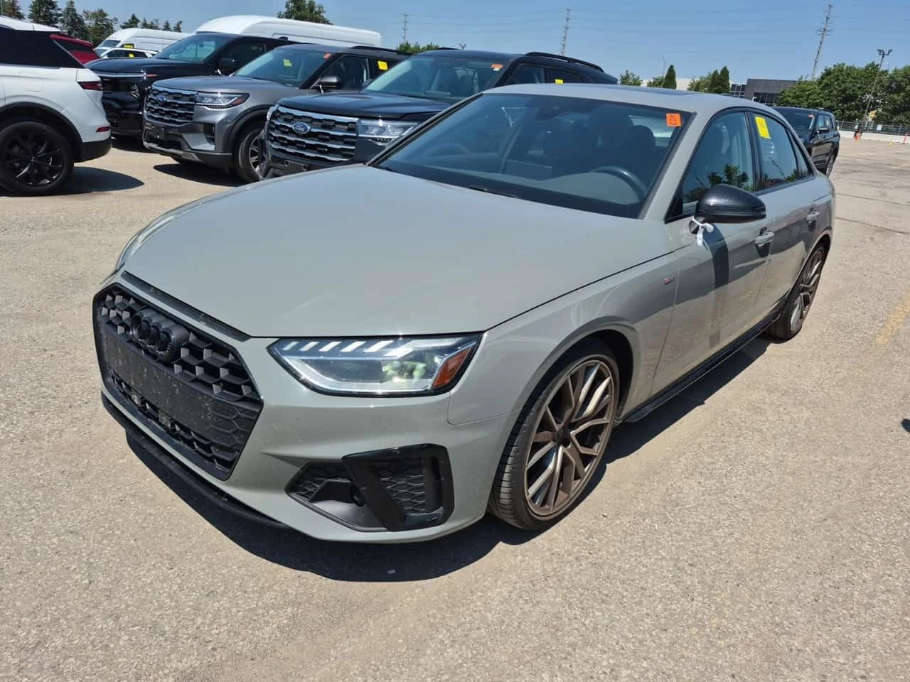 Audi A4 * PROGRESSIV * CARFAX * Без инциденти * 