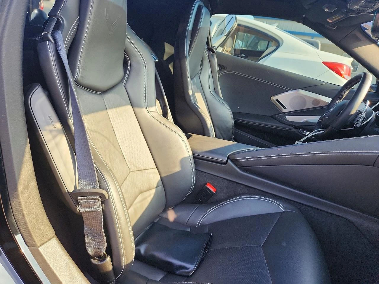 Chevrolet Corvette Stingray, снимка 10 - Автомобили и джипове - 55573422