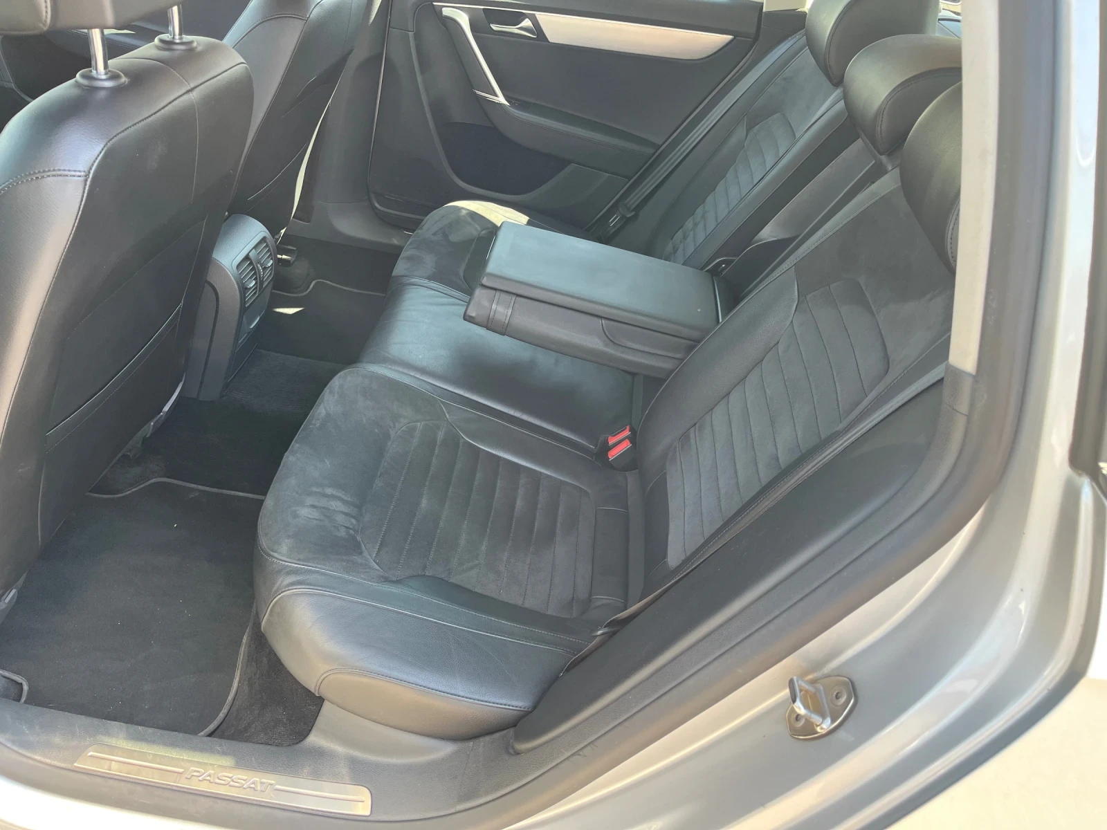 VW Passat 2.0 TDI HIGHLINE, снимка 7 - Автомобили и джипове - 55622780