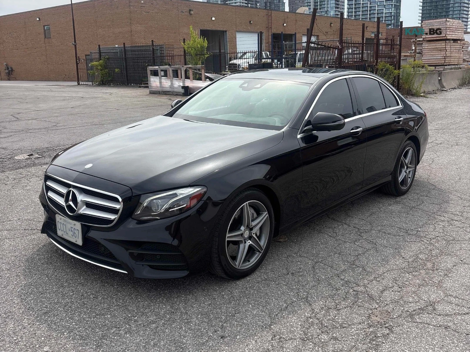 Mercedes-Benz E 400 4MAITC Автокредит Цена до България