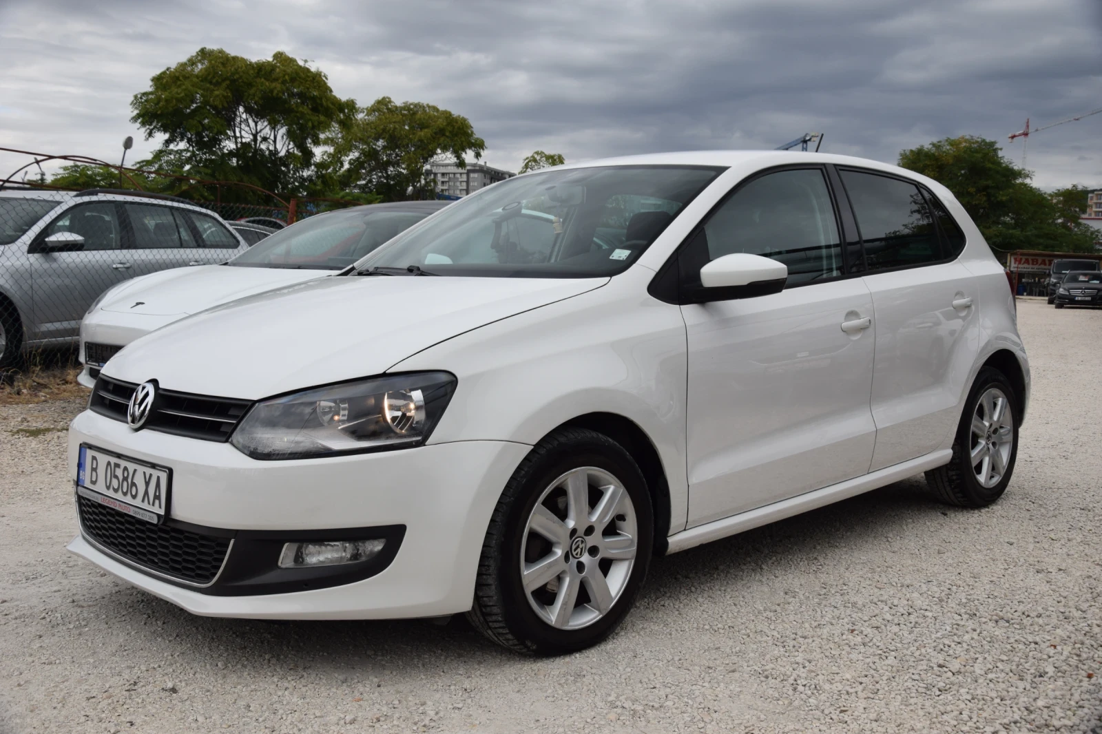 VW Polo 1.6 TDI AUTOMATIC , снимка 3 - Автомобили и джипове - 56179797