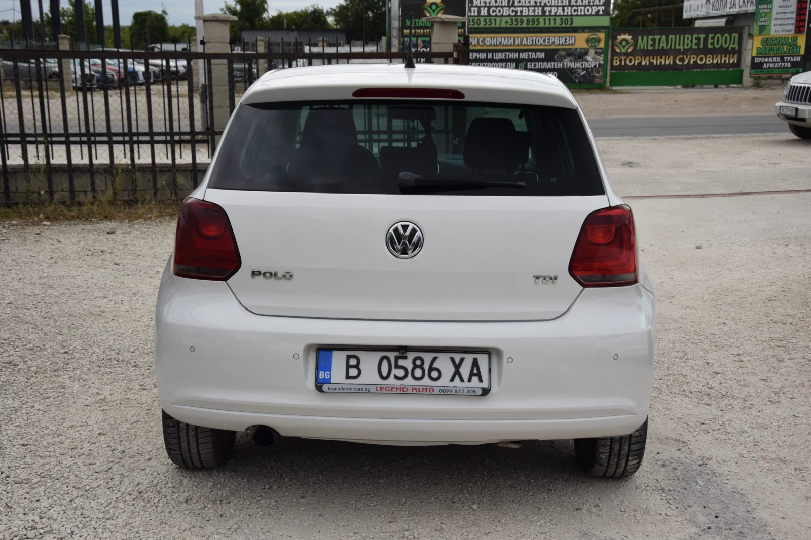 VW Polo 1.6 TDI AUTOMATIC , снимка 6 - Автомобили и джипове - 56179797
